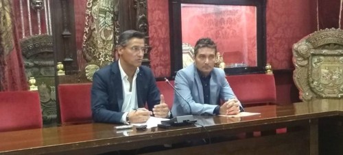 Luis Salvador y Manuel Olivares, en rueda de prensa sobre el eje Málaga - Sevilla