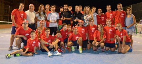 Quino Muñoz y Rocío de la Torre ganadores de la XII Edición del Open de Tenis a la Amistad