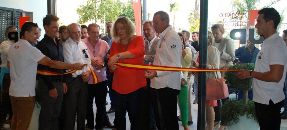 La alcaldesa de Motril inaugura el nuevo centro deportivo Up La alcaldesa de Motril inaugura el nuevo centro deportivo Up