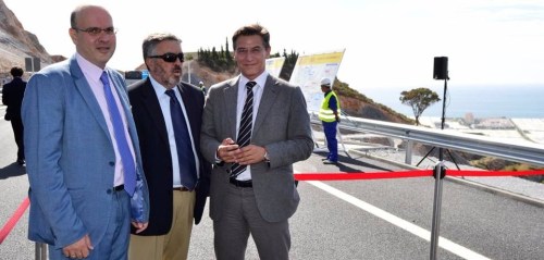 Raúl Fernández, Francisco Rodríguez y Luis Salvador, en la inauguración del último tramo de la A-7