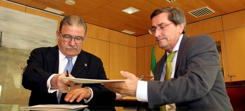 Diputación y Colegio de Abogados renuevan el convenio que regula la Oficina de Intermediación Hipotecaria