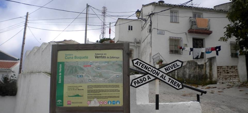 Senderistas sexitanos recorrerán la ruta entre el Boquete Zafarraya y Baños de Vilo