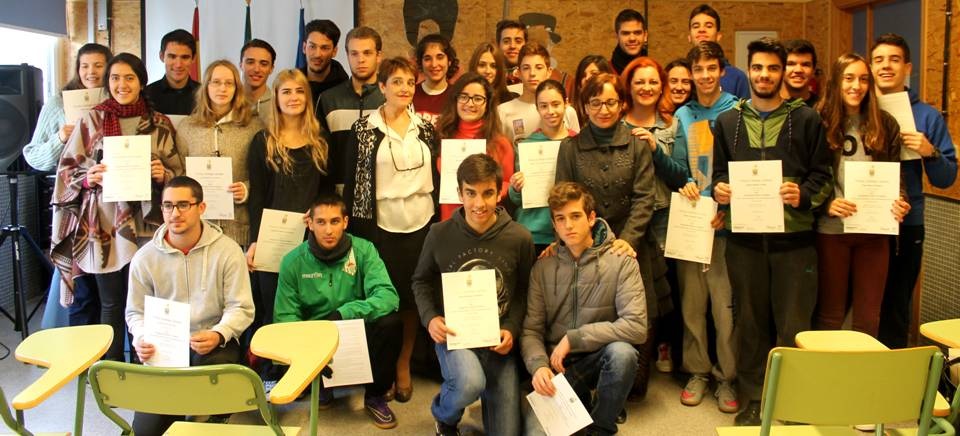 Un total de 38 alumnos del IES Nazarí reciben sus certificaciones de nivel de Inglés por el Trinity College