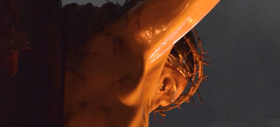 Aires borriquitos y plumas en el Calderón, para los cofrades, en la II Representación del Cartel de Semana Santa de La Chicotá