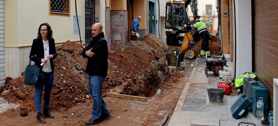 El Ayto. de Motril acomete obras de mejora en las calles Tejeros y Alceo