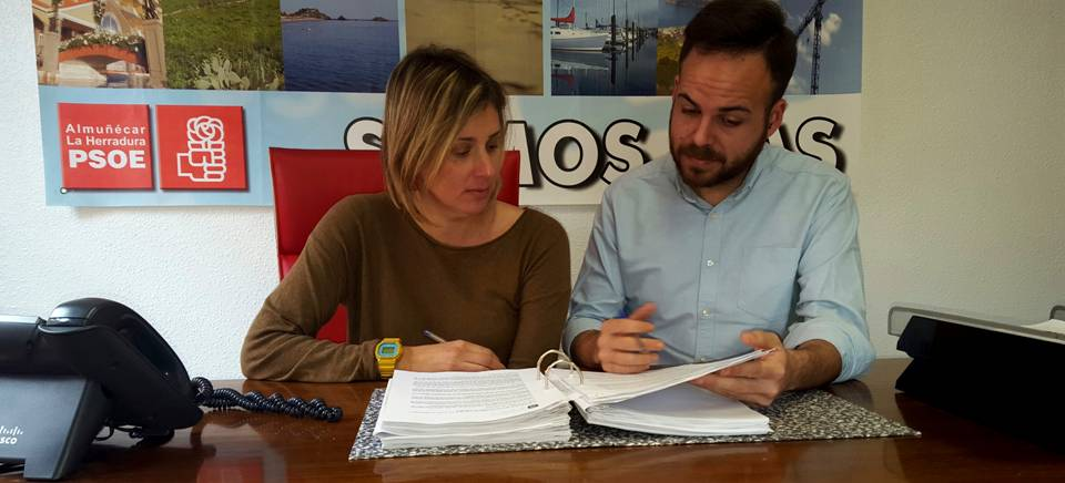 El PSOE sexitano critica la 'desvergüenza' del PP por sus calificativos hacia los planes de empleo de la Junta