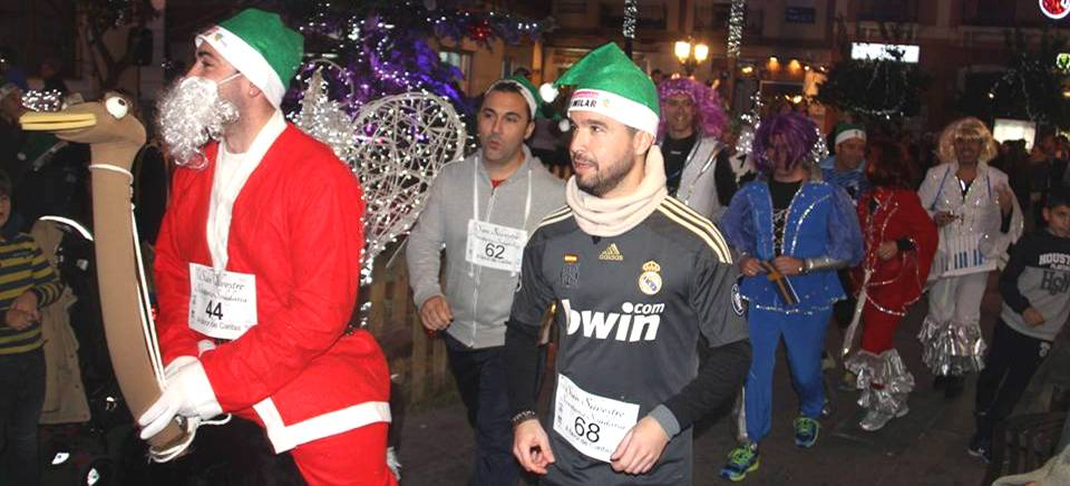 La VI Carrera San Silvestre Solidaria Sexitana recaudó 300 kilos de alimentos
