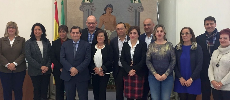 Motril garantiza la continuidad del ‘Programa de tratamiento a familias con menores’ mediante la firma de un acuerdo