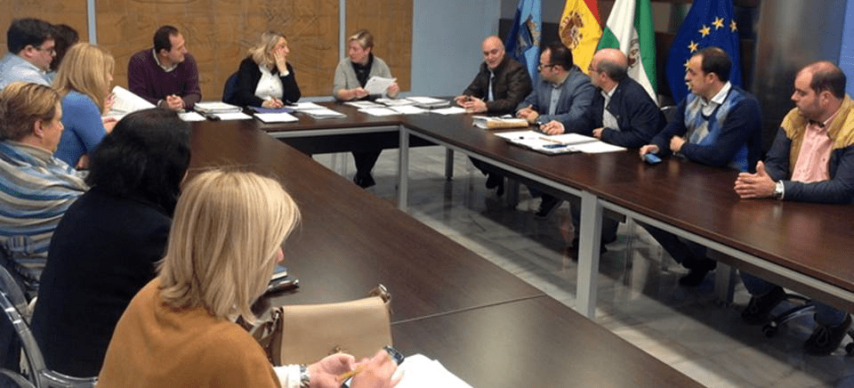 Almuñécar pide que se agilicen los trámites para el traslado de la joven Alejandra Pozo