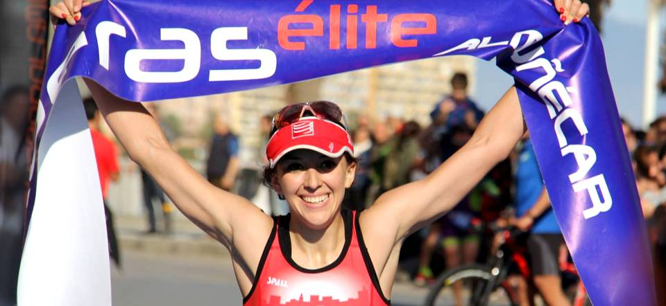 Andrés Carnivalli del Castillo y Jessica Pérez Torrente fueron los vencedores del III Triatlón Desafío Pikaeras Elite de Almuñécar 2