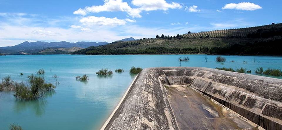 Senderistas sexitanos realizaron la ruta del Pantano de los Bermejales