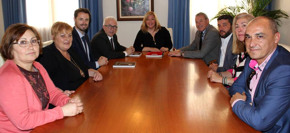 Turismo local, comercio o medioambiente, sectores que protagonizan los contratos de los planes de empleo en Motril