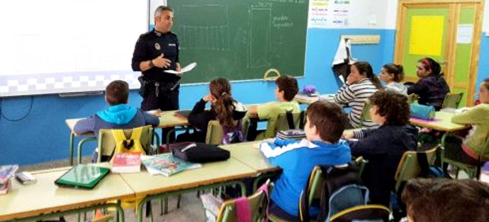 450 estudiantes sexitanos han participado en las charlas sobre el 'bullying' y el 'ciberbullyng'