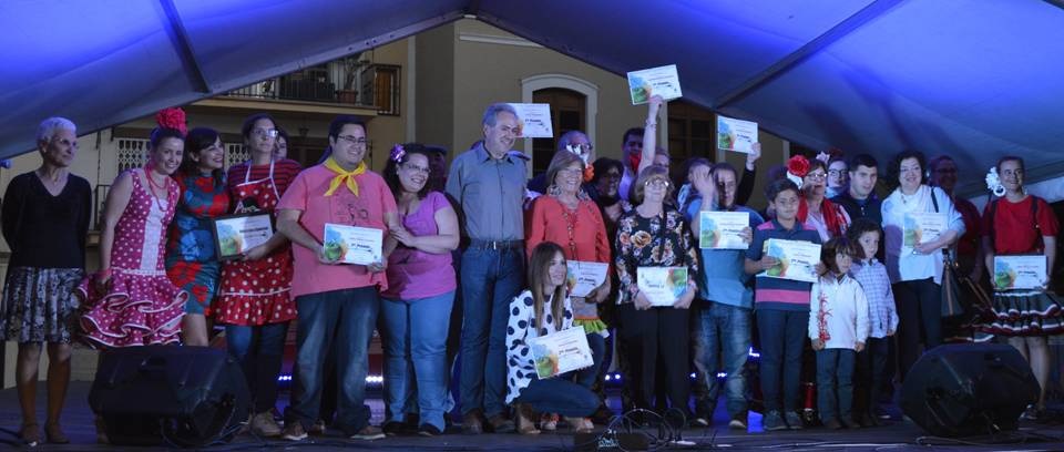 El Ayto. de Motril entrega los premios del certamen de Cruces de Mayo 2016