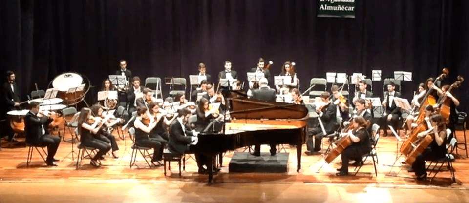 La Joven Orquesta del Sur de España puso el broche a la temporada con Beethoven y Shostakovich