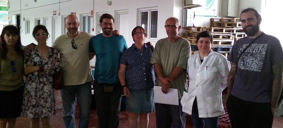 Ayer jueves, Leticia García Panal visitó el puerto de Motril para interesarse por la actividad pesquera