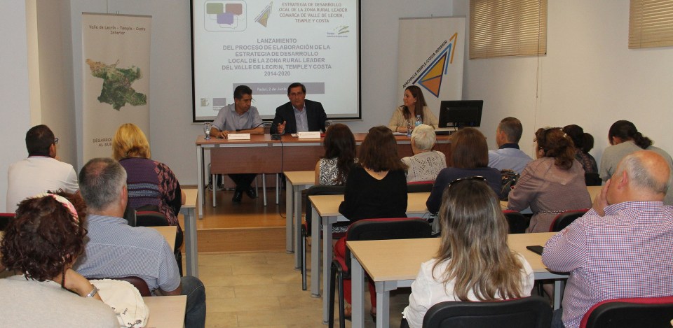 Diputación apoya al Grupo de Desarrollo Rural de las comarcas Valle de Lecrín, Temple y la Costa para captar fondos europeos.jpg