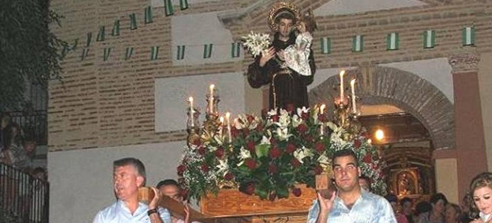 Lobres comienza sus fiestas de San Antonio con la elección de la Corte de Honor