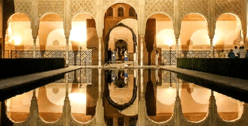 Un nuevo viaje nocturno a la Alhambra permitirá conocer los secretos del monumento nazarí