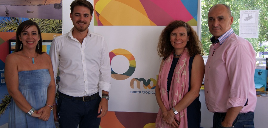 El Ayto. de Motril adquiere material para el baño adaptado