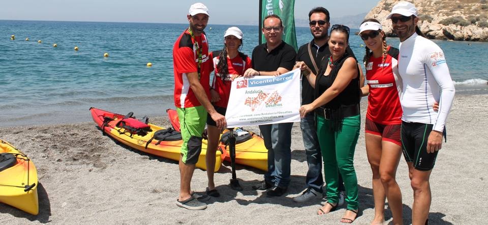 Los cuatro deportistas de 'Andalucía 7 Desafíos' llegan a Salobreña