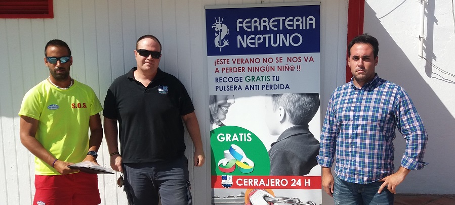 Los usuarios de las playas de Salobreña que tengan niños pequeños podrán disponer de pulseras anti pérdida