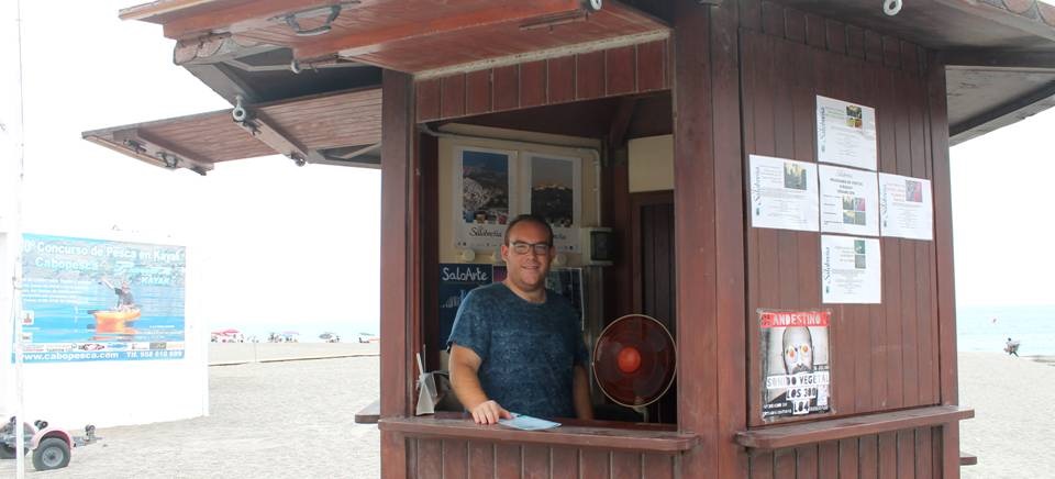 Turismo abre el punto de información en la playa