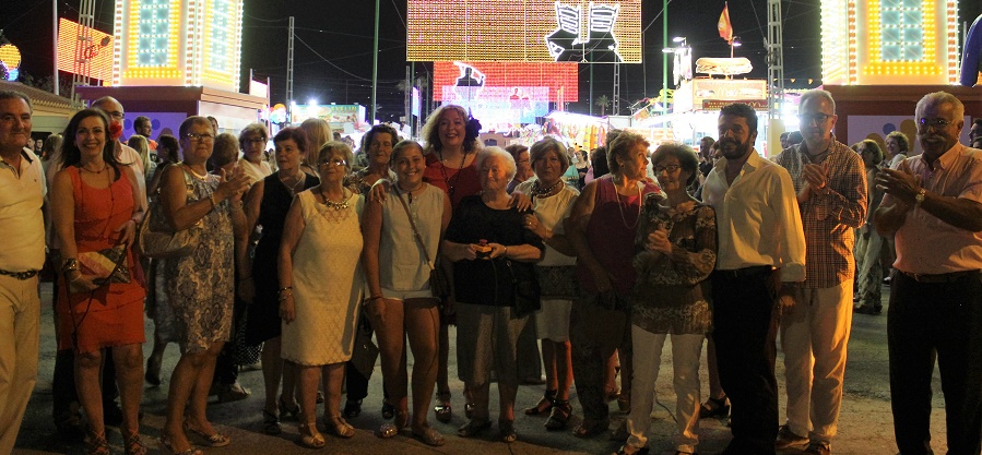 Comienza la Feria con el encendido del alumbrado y los actos del Día del Mayor