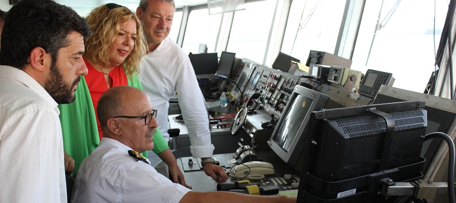 La naviera Balearia inaugura en Motril su nueva línea rápida con Melilla