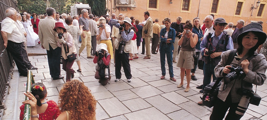 el-patronato-de-turismo-persuadira-a-los-japoneses-para-que-se-queden-mas-dias-y-visiten-la-provincia