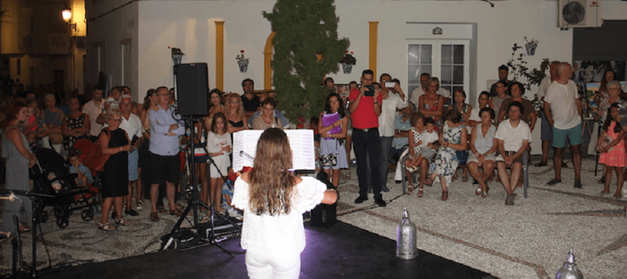La Herradura celebró su particular 'Noche en Blanco'