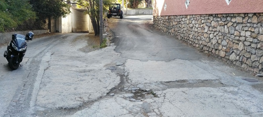 ciudadanos-pide-la-urgente-reparacion-de-los-baches-de-la-rambla-de-caballero