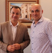 el-concejal-de-servicios-sociales-gregorio-morales-dcha-y-el-delegado-de-igualdad-salud-y-politicas-sociales-en-granada-higinio-almagro