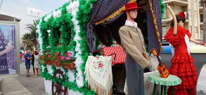 los-geranios-gana-el-concurso-de-carrozas-de-la-romeria-del-sur