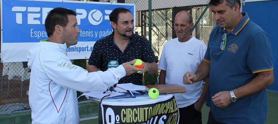 los-mejores-tenistas-de-la-costa-llenaran-las-pistas-motrilenas-para-disputar-el-viii-circuito-municipal-de-tenis
