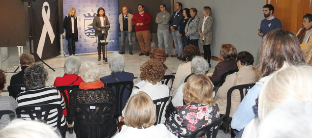 manifiesto-municipal-de-almunecar-contra-la-violencia-a-las-mujeres