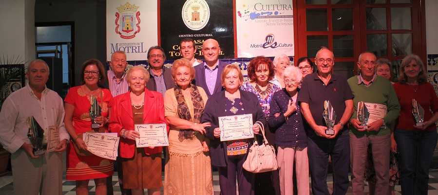 manuel-sanchez-y-moises-navarro-vencedores-del-xiii-certamen-de-poesia-y-redaccion-premios-salvador-varo