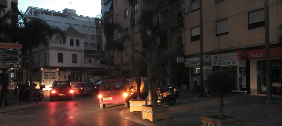 nuevos-cortes-del-suministro-electrico-en-el-centro-de-almunecar-indignan-a-vecinos-comerciantes-y-hosteleros