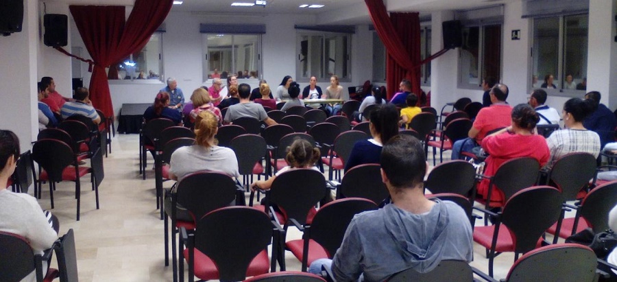 profesionales-del-sector-pesquero-de-la-costa-granadina-se-movilizan