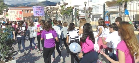alumnos-de-la-herradura-corren-contra-la-violencia-de-genero