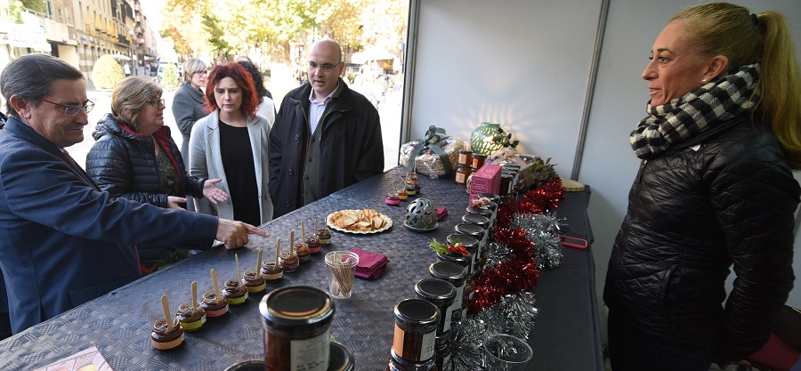 Diputación lleva al centro de la capital la calidad de los productos de la provincia con la 'Feria Sabor Granada'.jpg