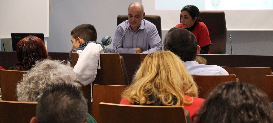 inauguradas-las-jornadas-en-defensa-del-derecho-a-la-vivienda-las-primeras-de-la-comarca-dedicadas-a-este-tema