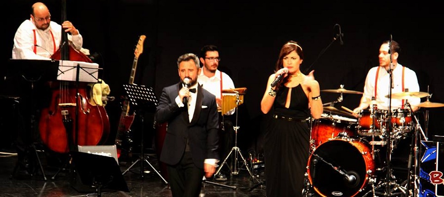 La Big Band Atarfe ofreció anoche en Almuñécar un gran concierto