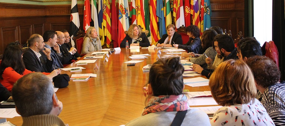 la-comision-municipal-de-seguimiento-de-violencia-de-genero-se-reune-para-coordinar-y-aunar-esfuerzos