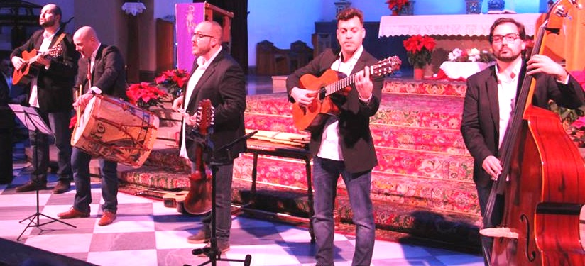 la-misa-criolla-lleno-de-publico-la-iglesia-de-la-encarnacion-de-almunecar