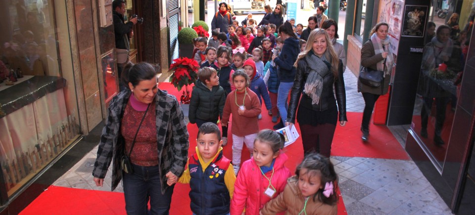 los-escolares-de-motril-disfrutan-de-las-calles-del-centro-dentro-del-programa-la-ciudad-de-los-ninos