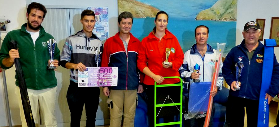 miguel-a-galdeano-gana-el-abierto-de-pesca-surfcasting-de-la-herradura
