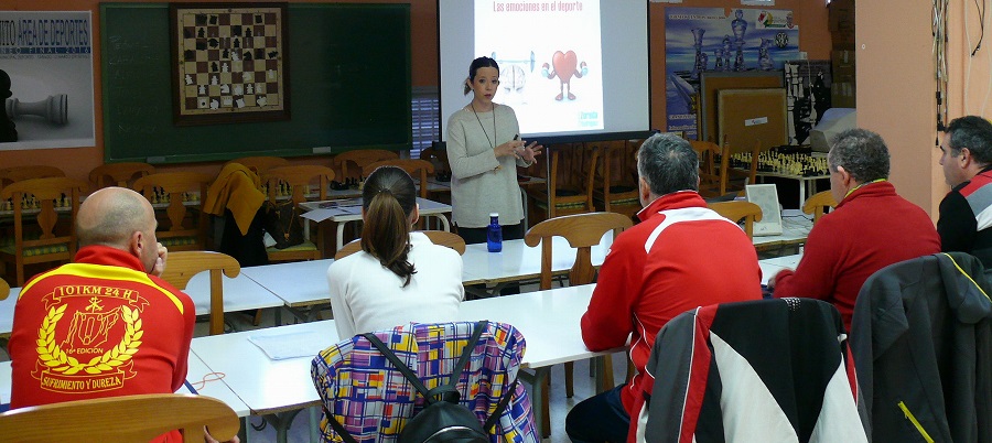 monitores-del-area-de-deportes-de-motril-se-forman-en-psicologia-deportiva