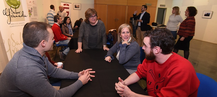 una-veintena-de-empresas-de-sabor-granada-se-alian-para-competir-on-line-en-el-mercado-navideno