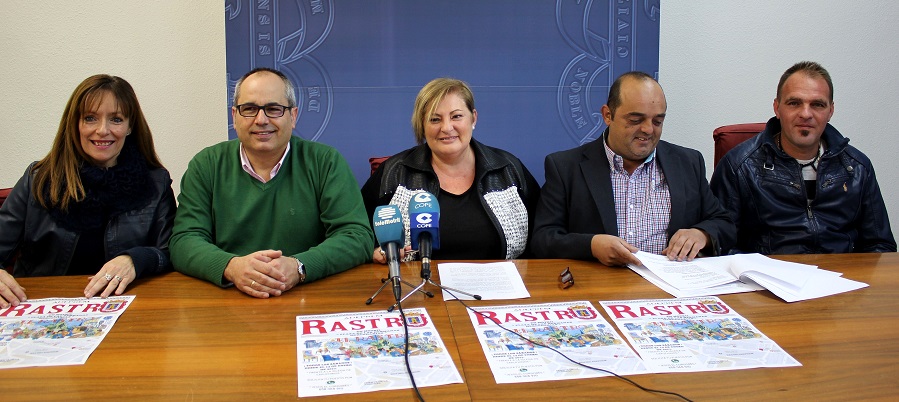 el-primer-rastro-de-motril-abre-sus-puertas-este-sabado-en-la-plaza-de-las-hermanas-mercedarias